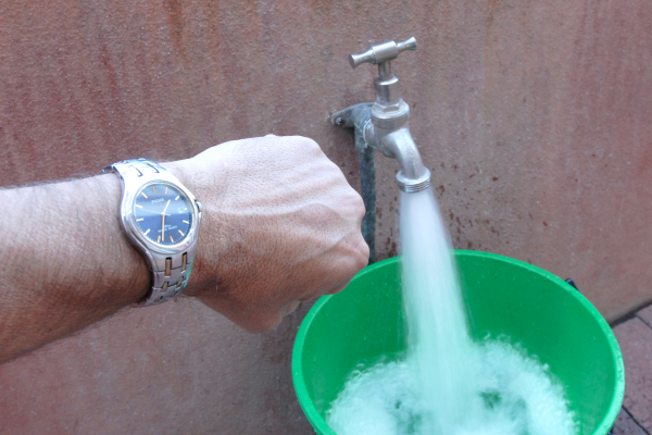 Bucket Flow Test